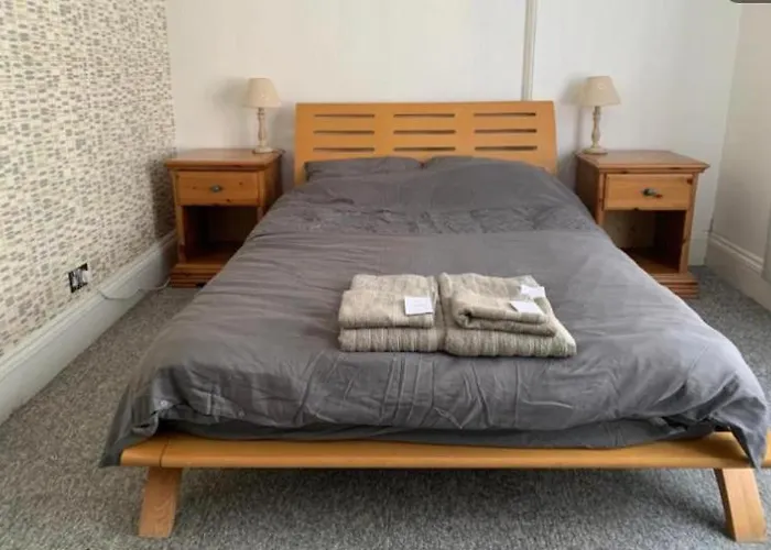 Studio Apartment Eastbourne Town Centre South Street